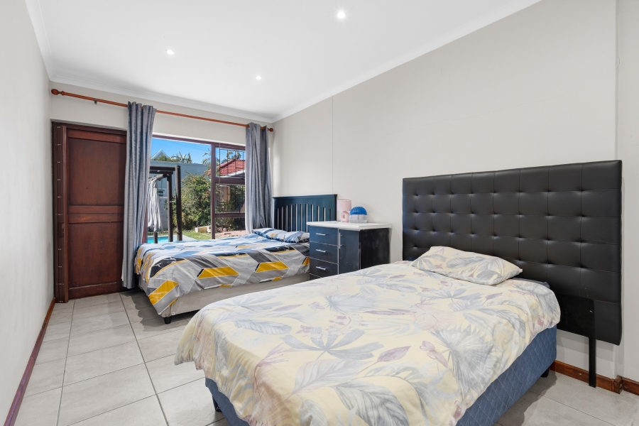 3 Bedroom Property for Sale in Pinelands Western Cape